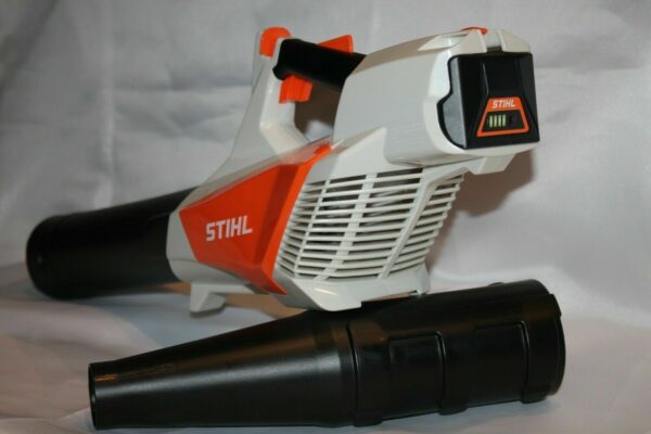 Stihl Kids Toy Battery Blower Three different blower length settings 04204600016